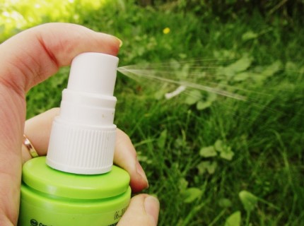 Весна без комаров и клещей: как выбрать эффективный репеллент?