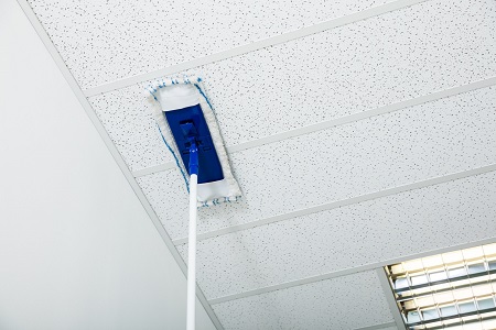 Эффективные способы и средства ухода за потолками Армстронг для чистоты и сохранения красоты