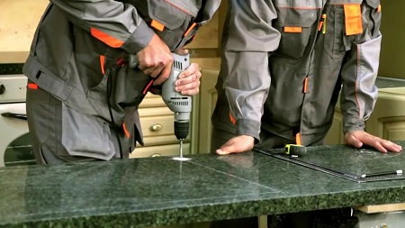 Главные правила и последовательность изготовления столешниц из искусственного камня