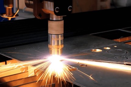 Как осуществляется лазерная резка металла: ее особенности